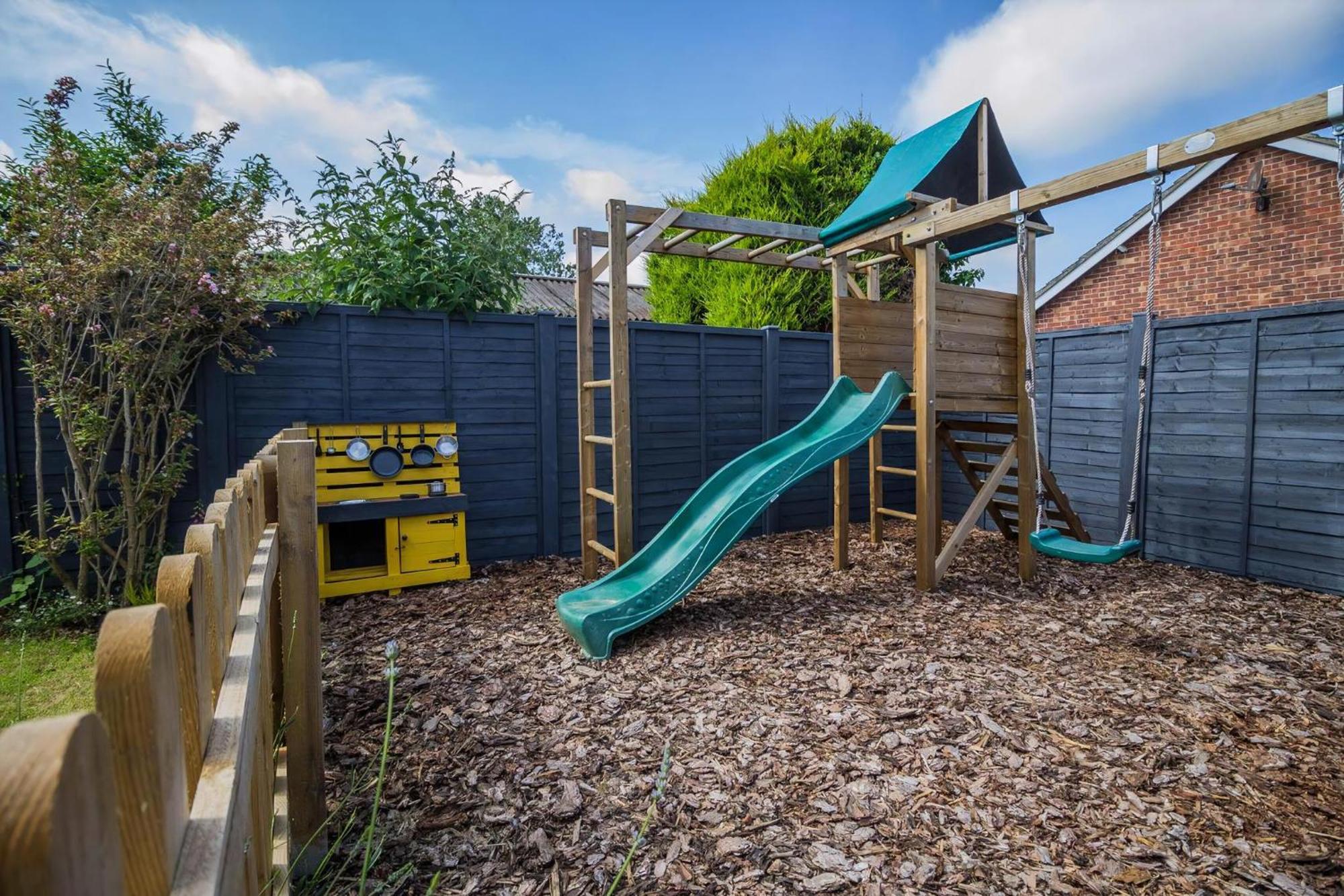 Stunning Cottage With A Private Hot Tub And Sauna In Norfolk Ref 99003Ac Lessingham Eksteriør billede