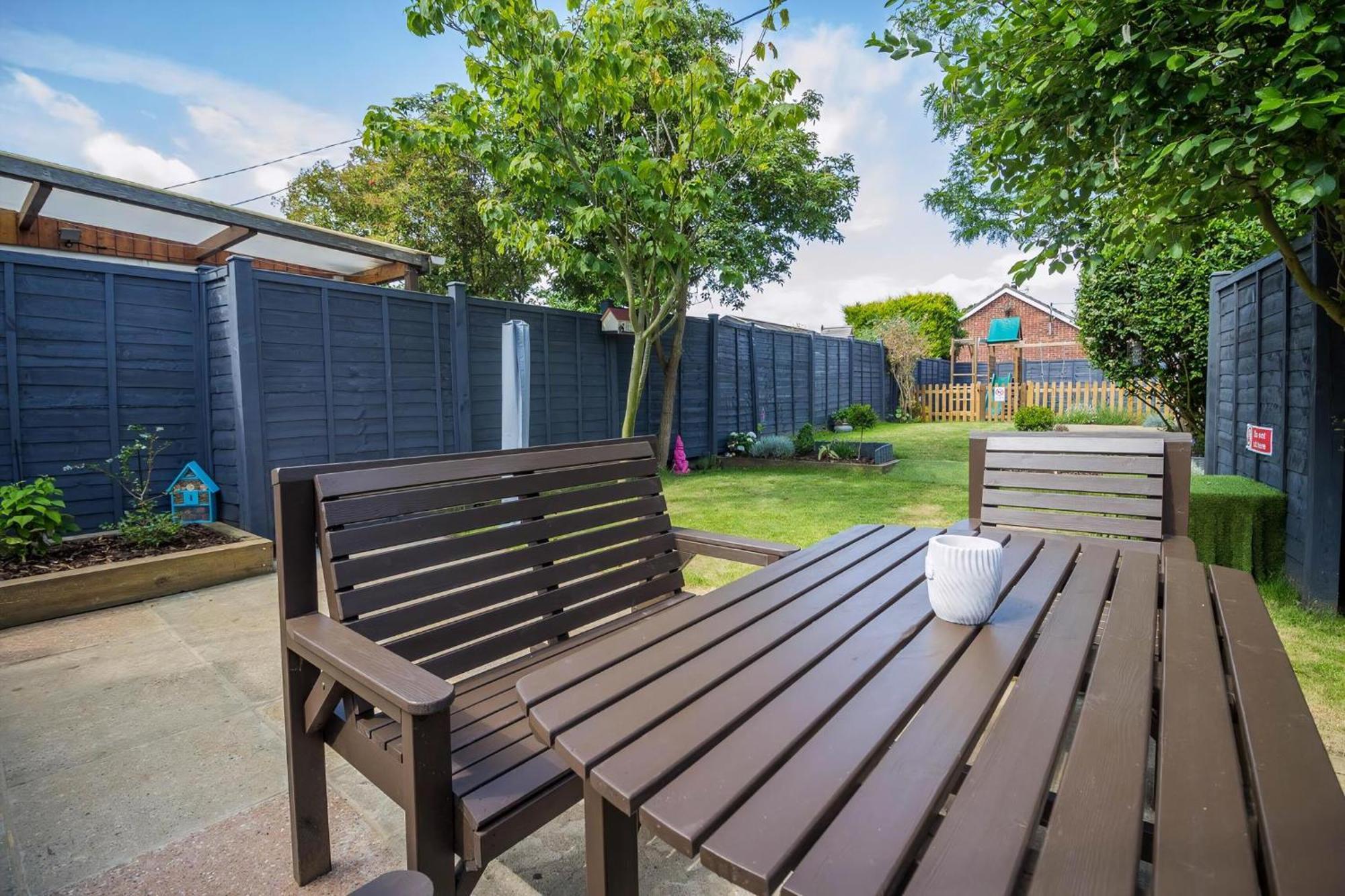 Stunning Cottage With A Private Hot Tub And Sauna In Norfolk Ref 99003Ac Lessingham Eksteriør billede